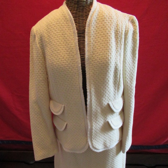 Rona New York 2 piece skirt set - Picture 2 of 12